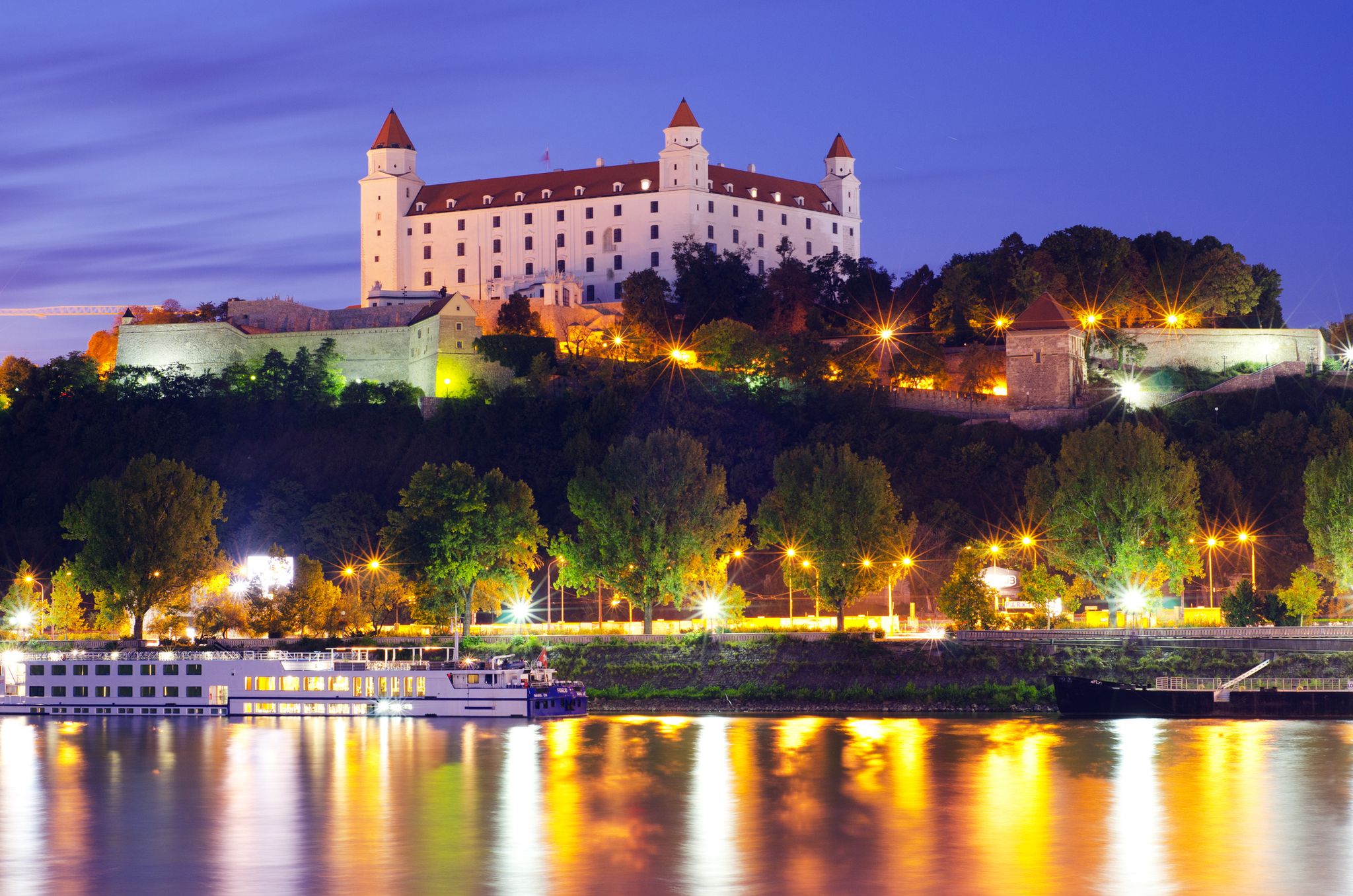 Europe, Slovakia, Bratislava, Bratislava Castle on the Danube River