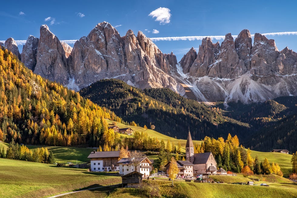 Val di Funes, Dolomite Alps, South Tyrol, Italy, Europe villnoess st magdalena at val di funes funes valley, alto adige, italy