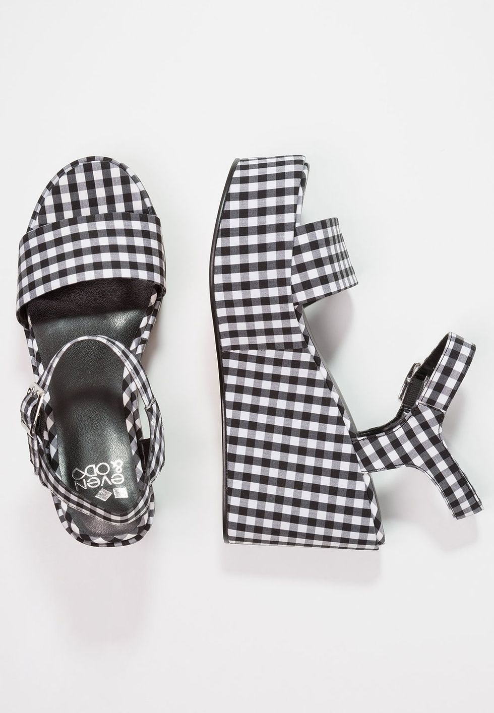 Footwear, Design, Pattern, Shoe, Tartan, Plaid, Personal protective equipment, Fashion accessory, Black-and-white, 