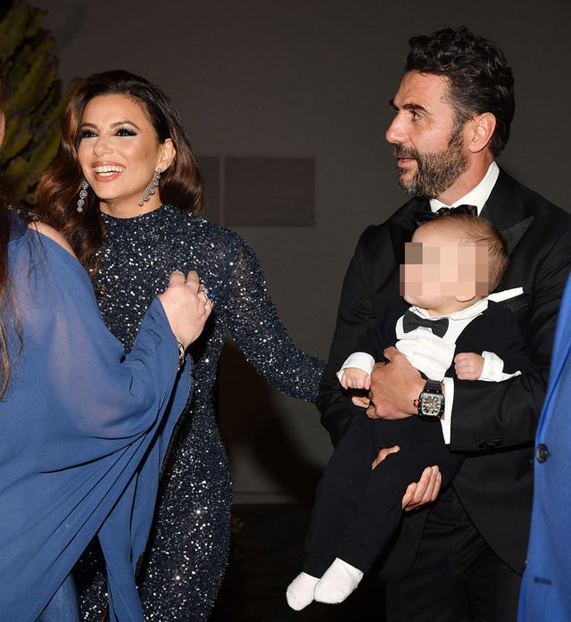 Eva Longoria presume de su marido y su hijo Santiago en Cannes