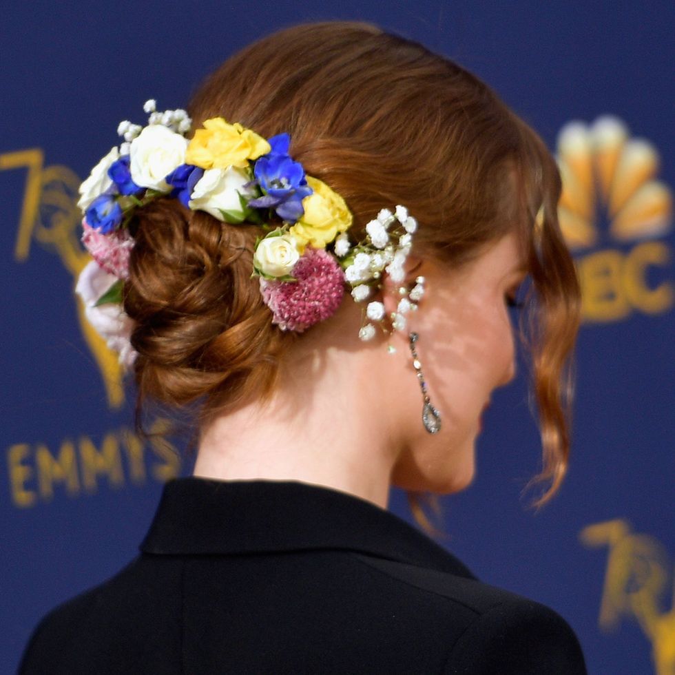 Evan Rachel Wood - Emmys 2018 hairstyle with flowers