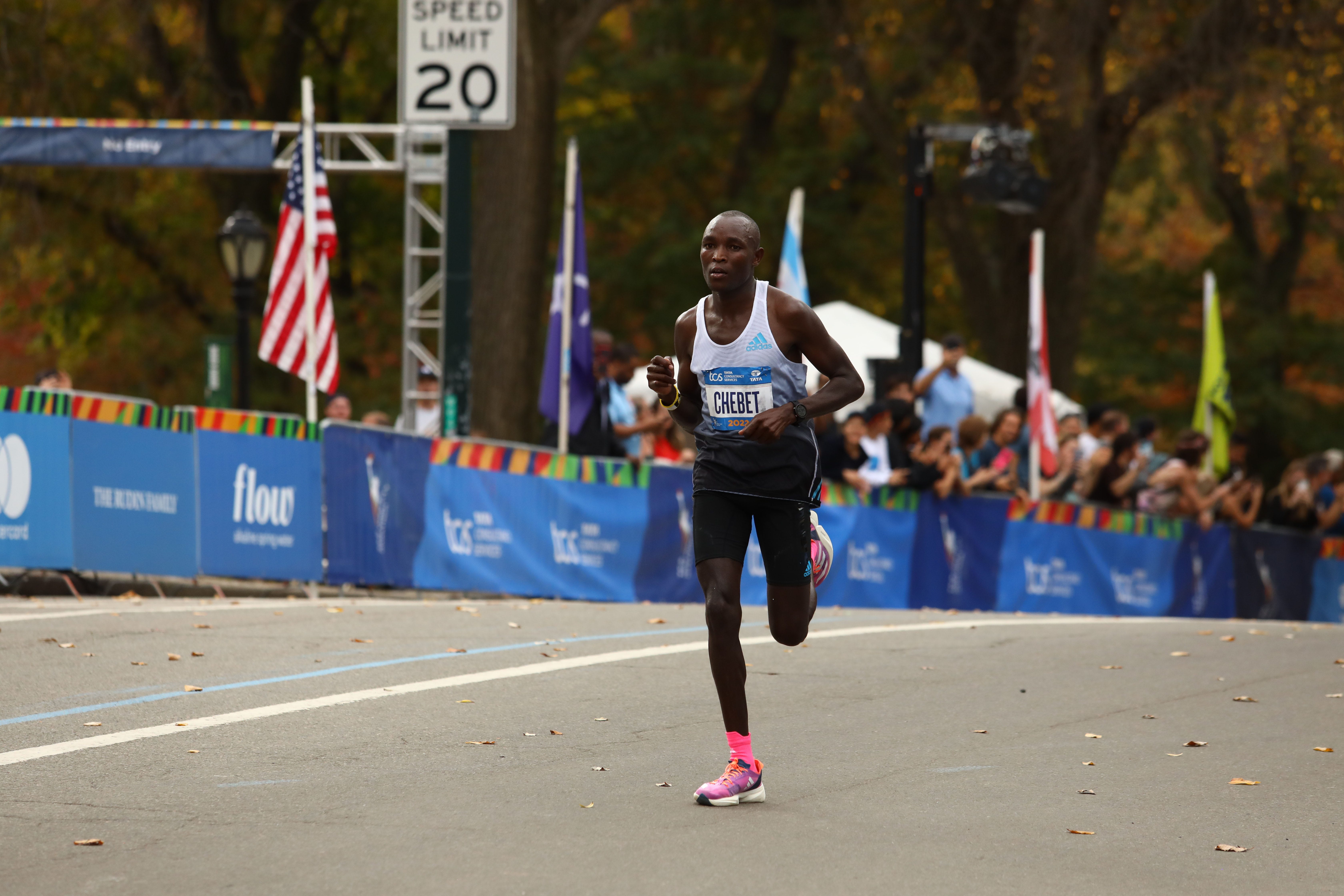 Evans Chebet Holds on to Win Men’s Race at the 2022 NYC Marathon