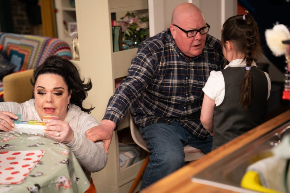 mandy dingle, paddy dingle, eve dingle, emmerdale