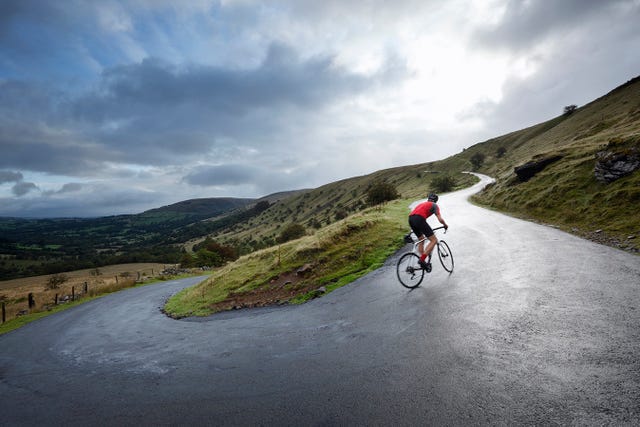 cycling running everesting