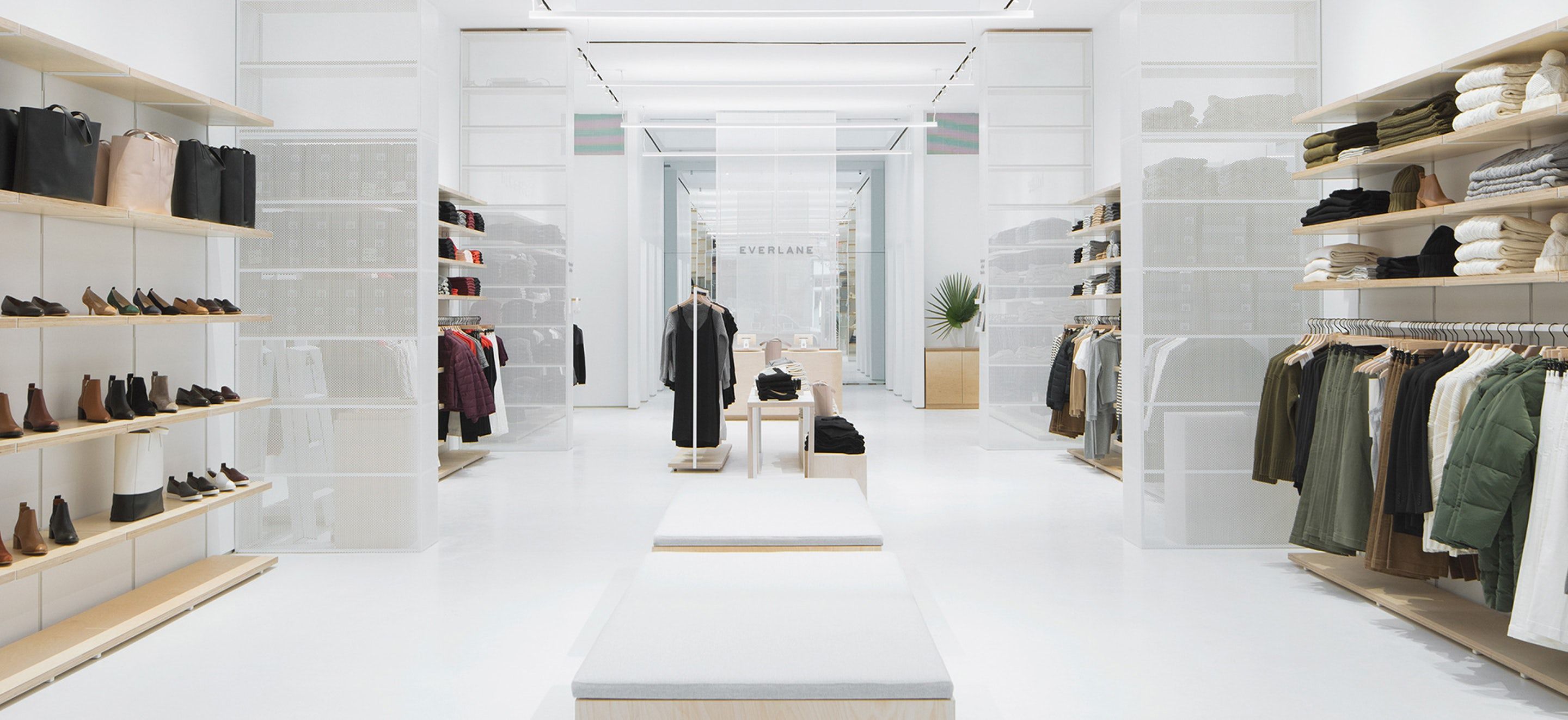 Everlane: The Sustainable Modern Basics Brand You Need In Your Wardrobe