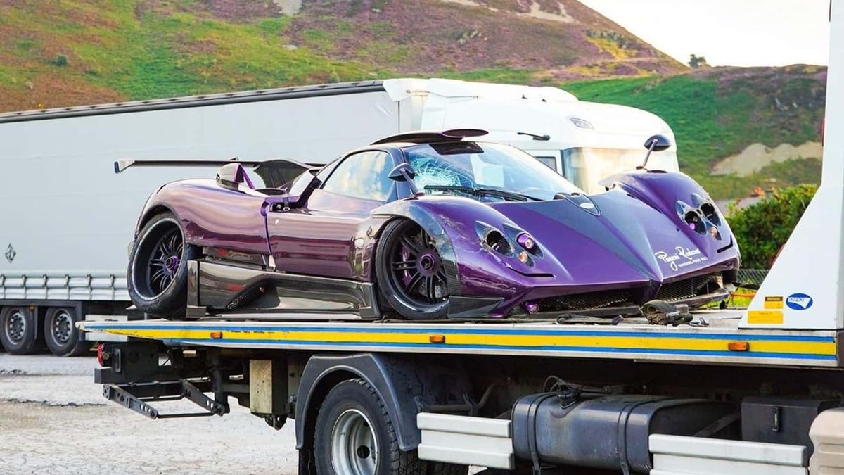 Pagani Zonda 760 LH broke down