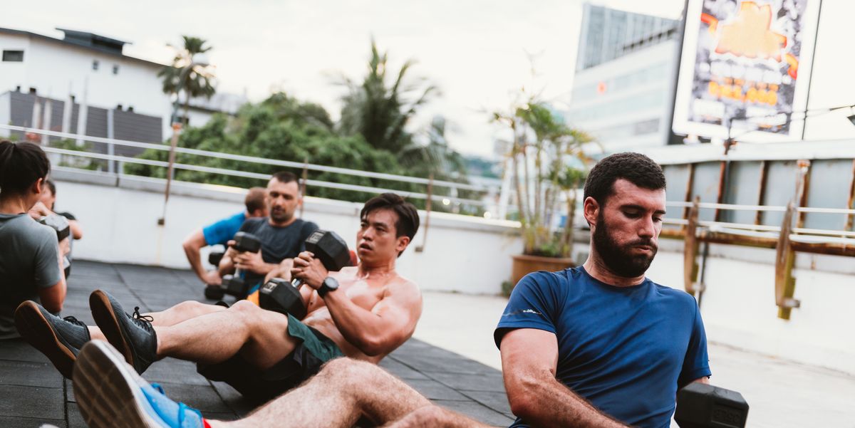 https://hips.hearstapps.com/hmg-prod/images/exercising-in-the-summer-in-malaysia-royalty-free-image-1755036837.pjpeg?crop=1.00xw:0.751xh;0,0.230xh&resize=1200:*