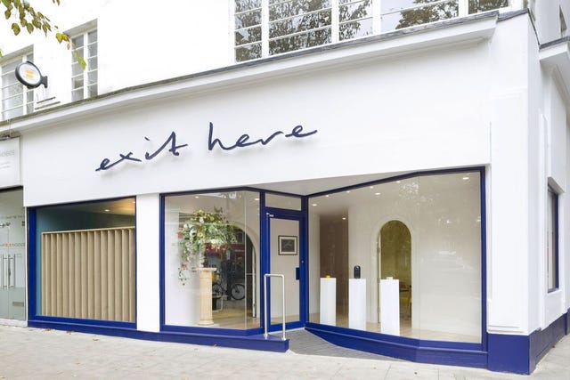 Exit here funeral parlour chiswick