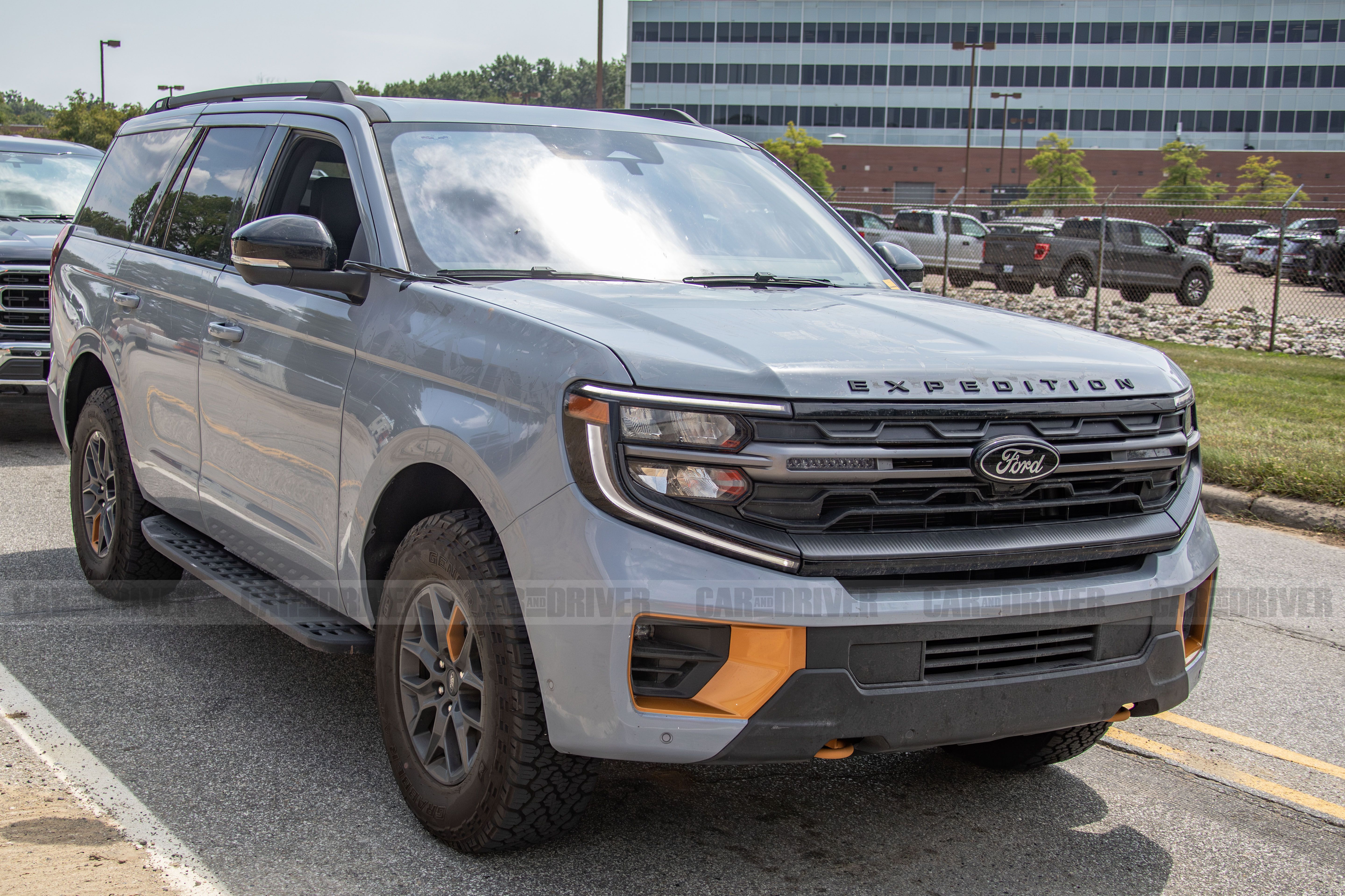 2025 Ford Expedition ® SUV: The Ultimate Household Experience Vehicle thumbnail