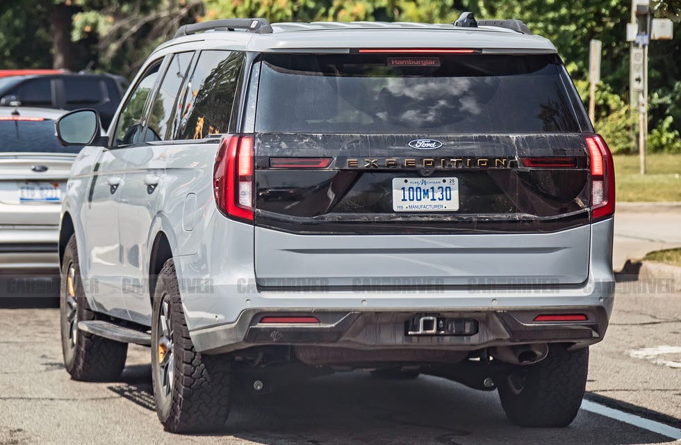 2025 Ford Expedition Tremor Spied Undisguised with New Screens