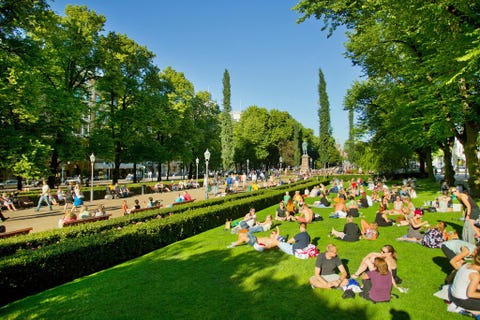 HELSINKI FINLANDIn de zomermaanden blijft het in de Finse hoofdstad bijna negentien uur per etmaal licht
