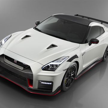 2017 Nissan GT-R is revised and rocking N.Y. Auto Show, Car News