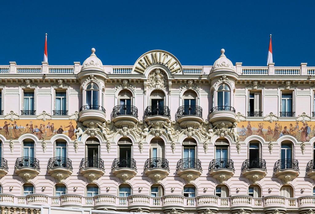 exterior detail of hermitage hotel