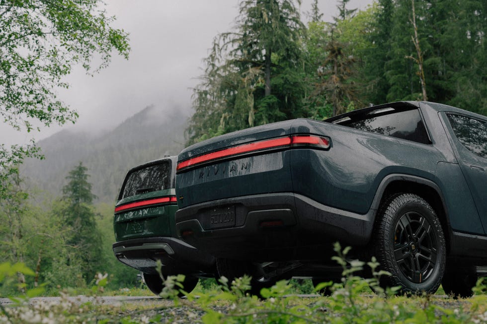 2025 Rivian R1S & R1T Lineup Full Image Gallery