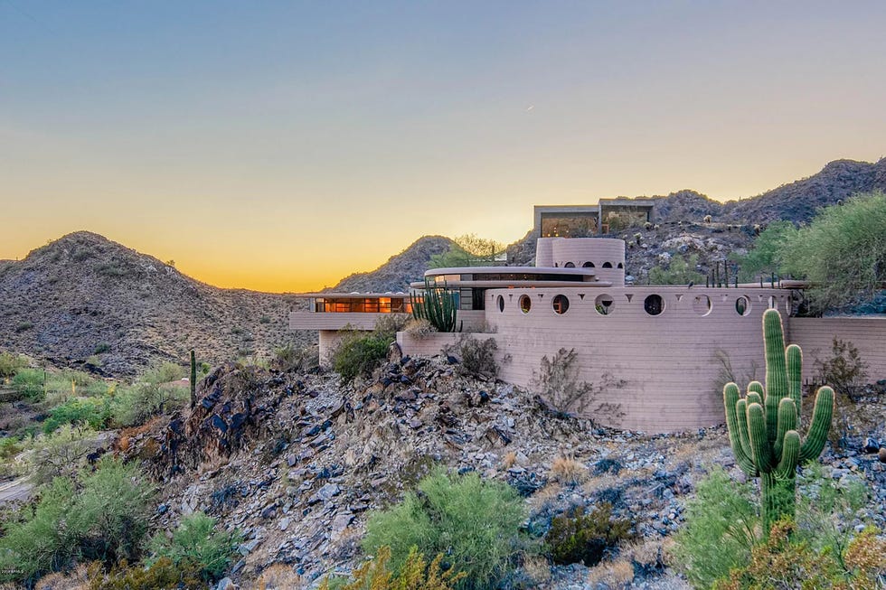norman lykes house in phoenix, arizona, by frank lloyd wright.