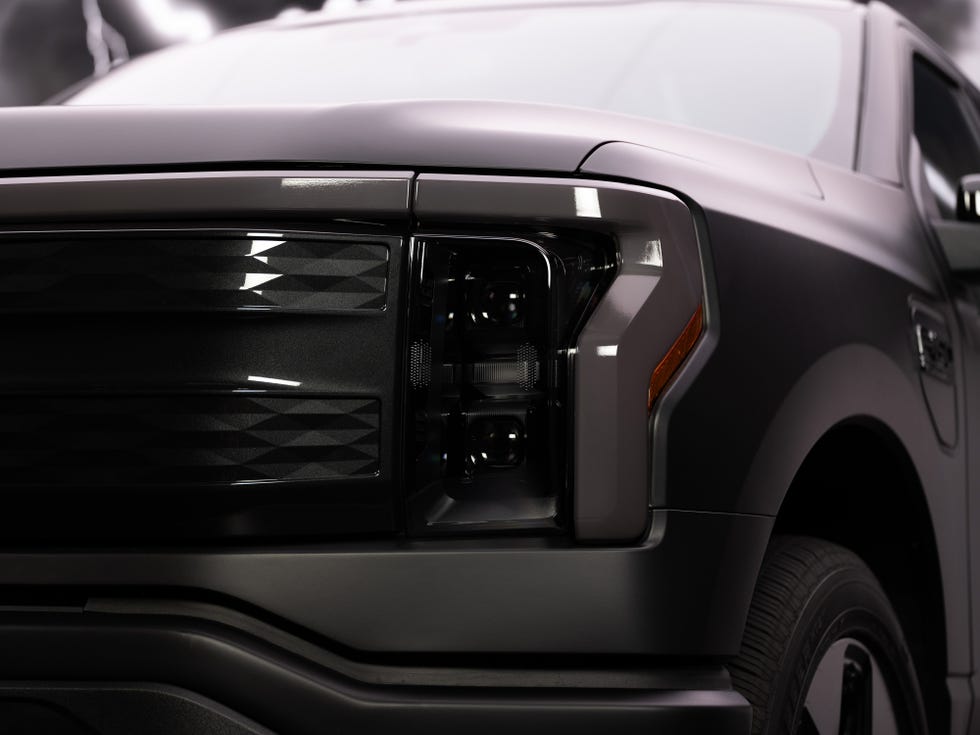 2024 Ford F-150 Lightning Platinum Black 2024 ford f150 lightning platinum black