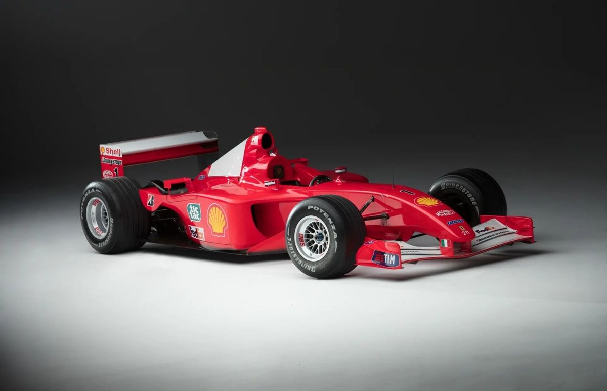 Hot Wheels Wheel 1/18 Ferrari F1 2001 M. Schumacher World