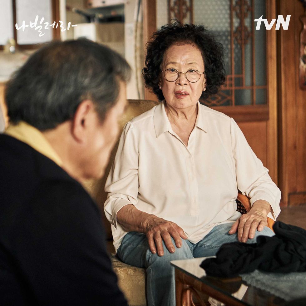 羅文姬在《如蝶翩翩》飾演「沈德出」朴仁煥的妻子崔海南
