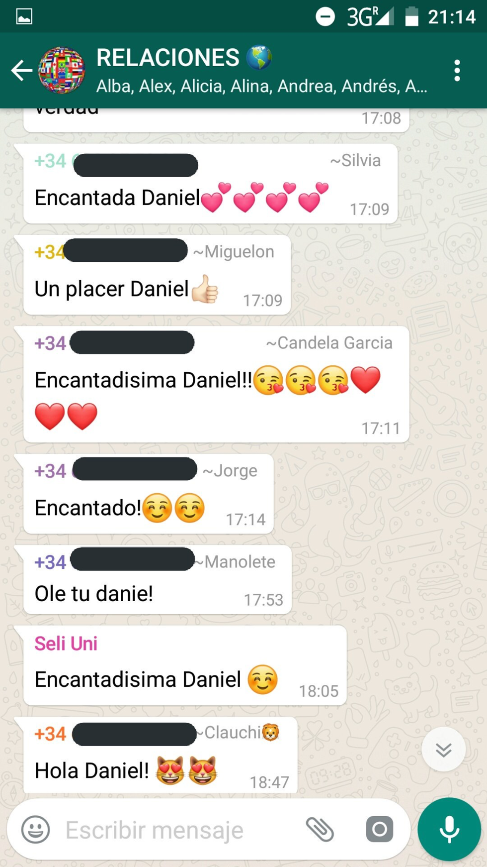 Dani anuncia que es transexual en un grupo de Whatsapp y esta es la  reacción de sus compañeros