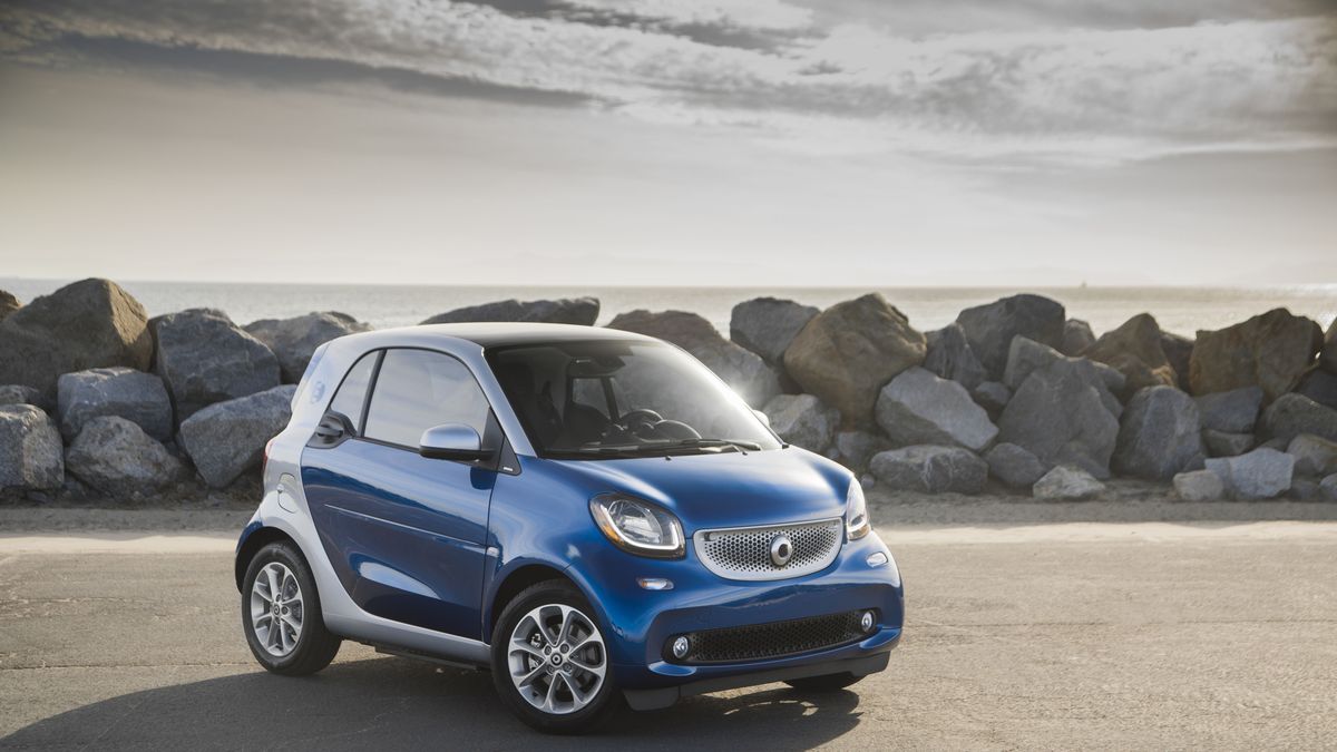 Smart Car Discontinued the U.S. by Mercedes