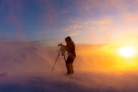 Fotograaf Takashi Karaki zet zijn camera op op de top van Mount Daisen in de prefectuur Tottori Japan De Your Shotfotograaf meldt dat de temperaturen die dag bijna 30 graden onder 0 lagen
