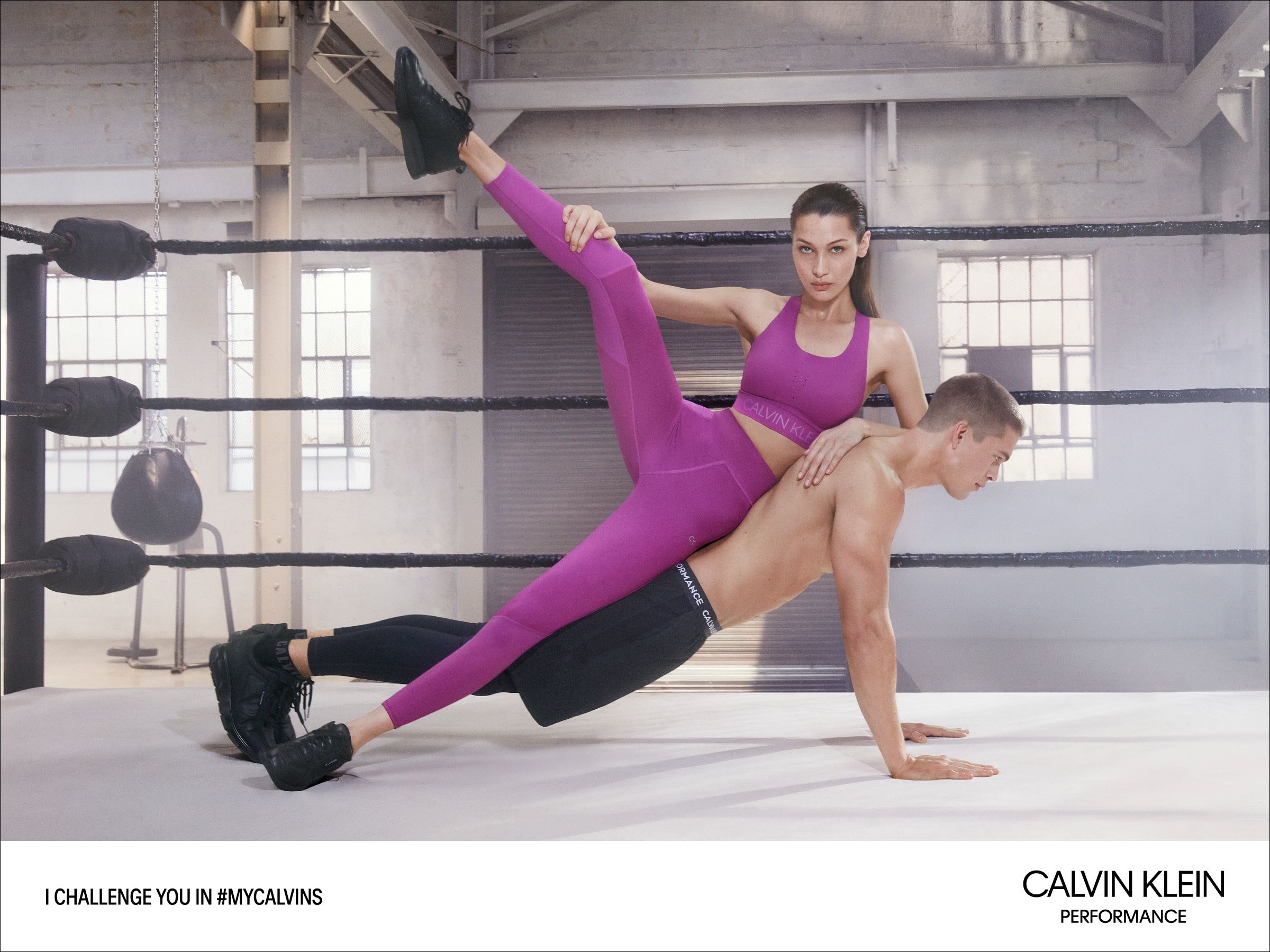 Calvin Klein  カルバンクライン　スポーツウェア　ヨガ　フィットネス