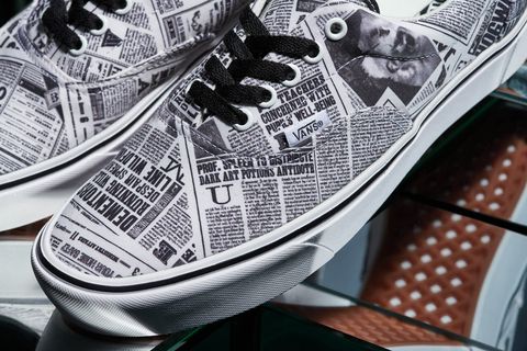 Footwear, White, Shoe, Illustration, Skate shoe, Plimsoll shoe, Sneakers, Black-and-white, Athletic shoe, Fictional character, 