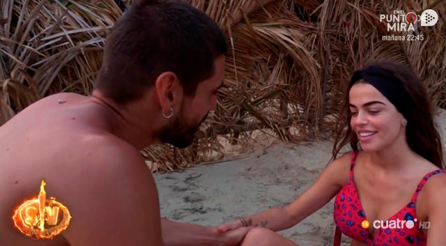 Supervivientes 2019: Fabio declara su amor por Violeta y esta le corresponde