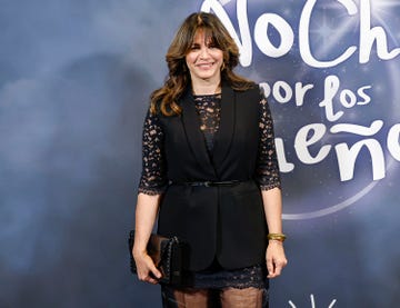 la ex de bertin osborne con un total look en color negro en una gala benefica