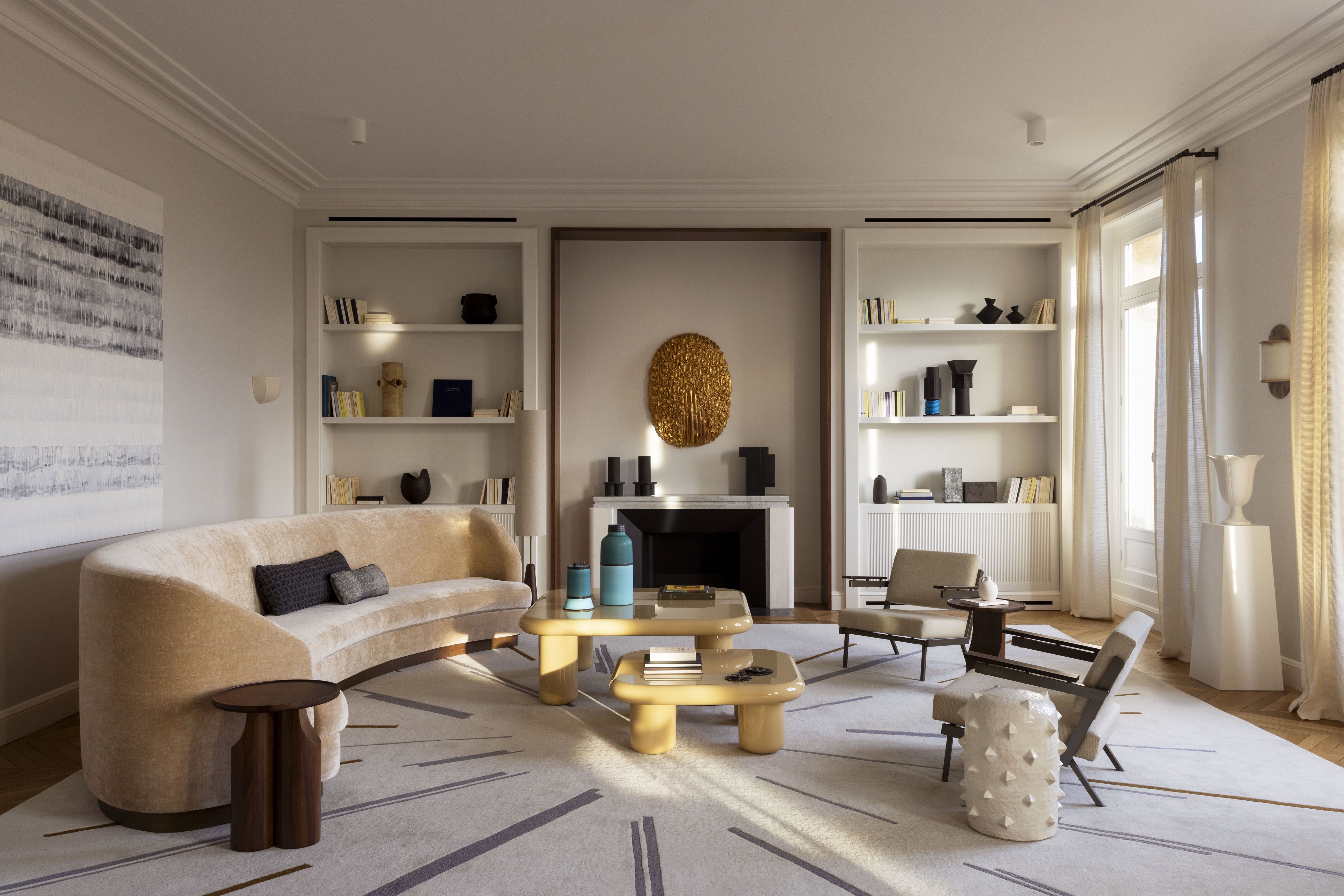 A luminous apartment worthy of the City of Light