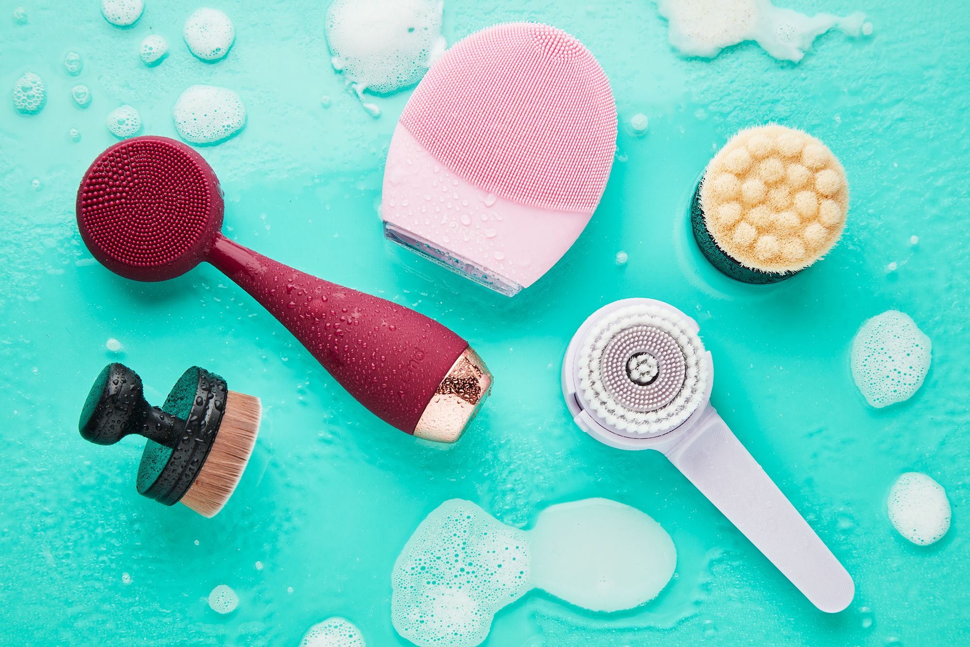 Our Shopping Editor Is Obsessed With This Electric Spin Scrubber