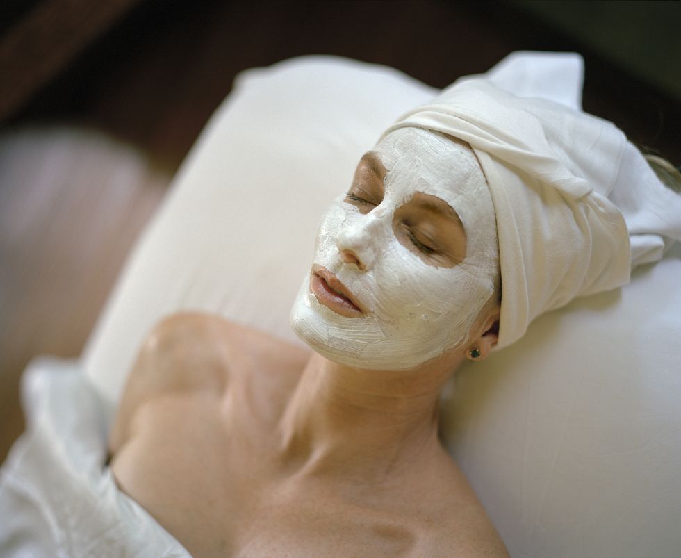 facial with white mask