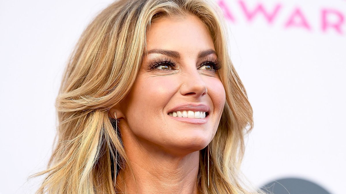 Why Faith Hill Embarked on a Journey to Meet Her Biological Family