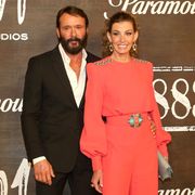 las vegas, nevada   december 11 l r tim mcgraw and faith hill attend the world premiere of 1883 at the encore beach club at encore las vegas on december 11, 2021 in las vegas, nevada photo by gabe ginsberggetty images for for paramount
