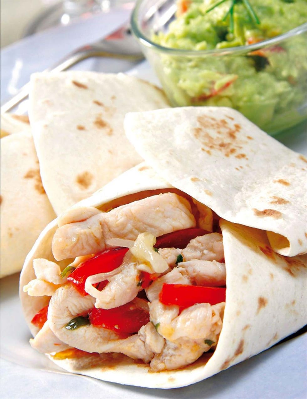 fajitas de pollo con guacamole