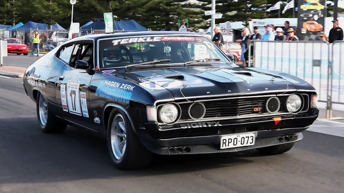 1973 Ford Falcon GT Australian V-8 Race Car Sound