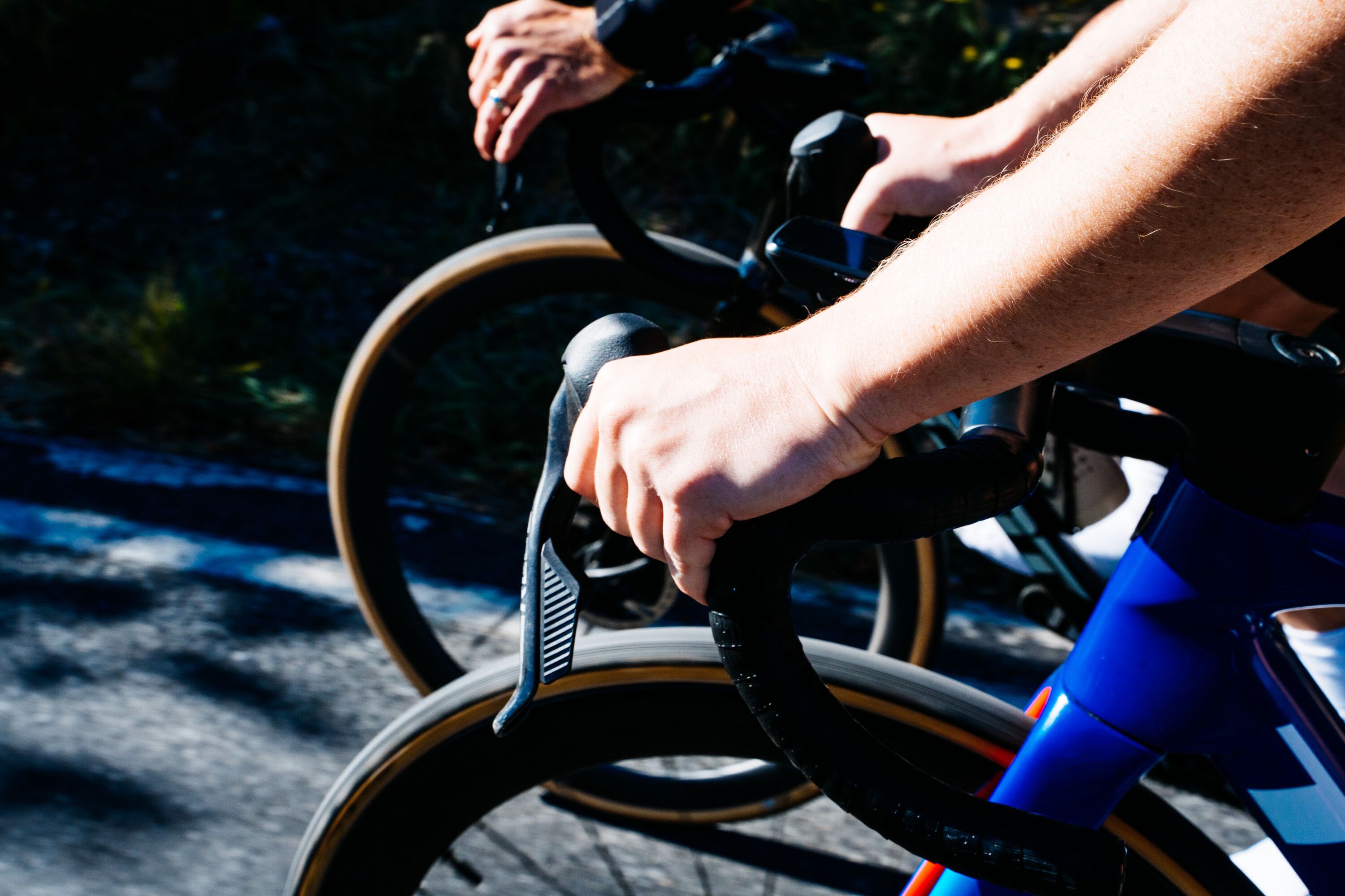 Numb Hands Cycling Causes and Solutions to Avoid Numbness