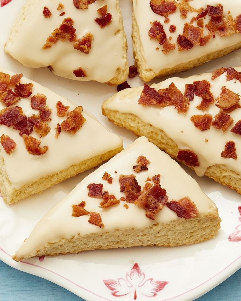 maple bacon scones