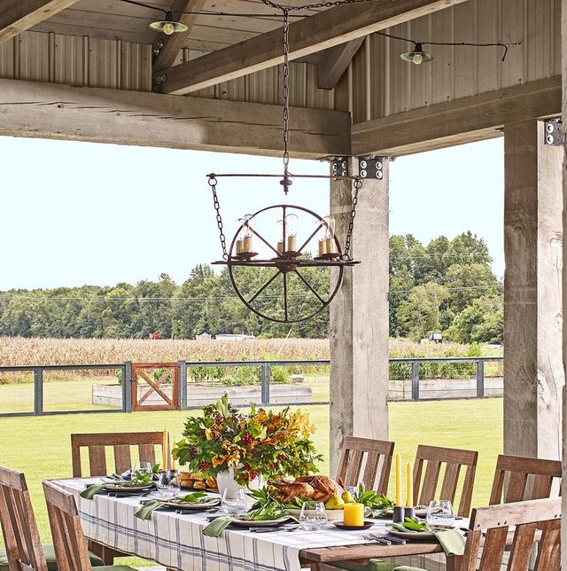 My Favorite Table Centerpiece Ideas for Outside Dining - MY 100 YEAR OLD  HOME