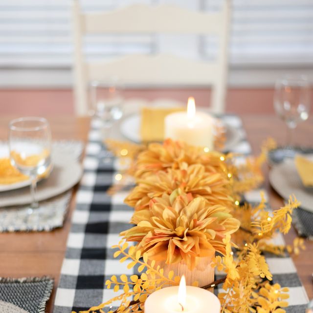 10 Modern Candle Holders to Complete Your Table Centerpiece