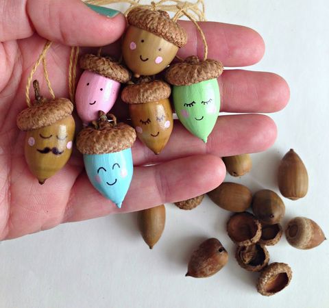 acorn necklace fall craft for kids