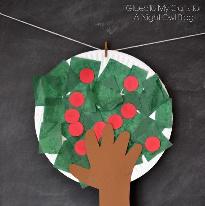 fall crafts for kids, apple tree made of paper and a paper plate