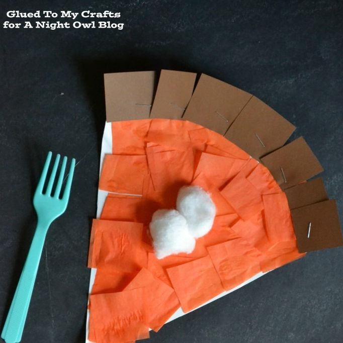 Autumn crafts for kids: paper pumpkin pie