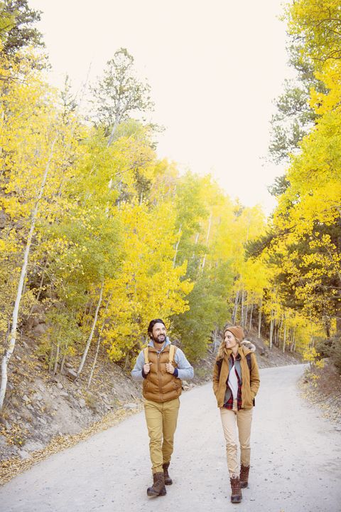 fall date ideas hiking