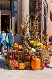 fall door decorations