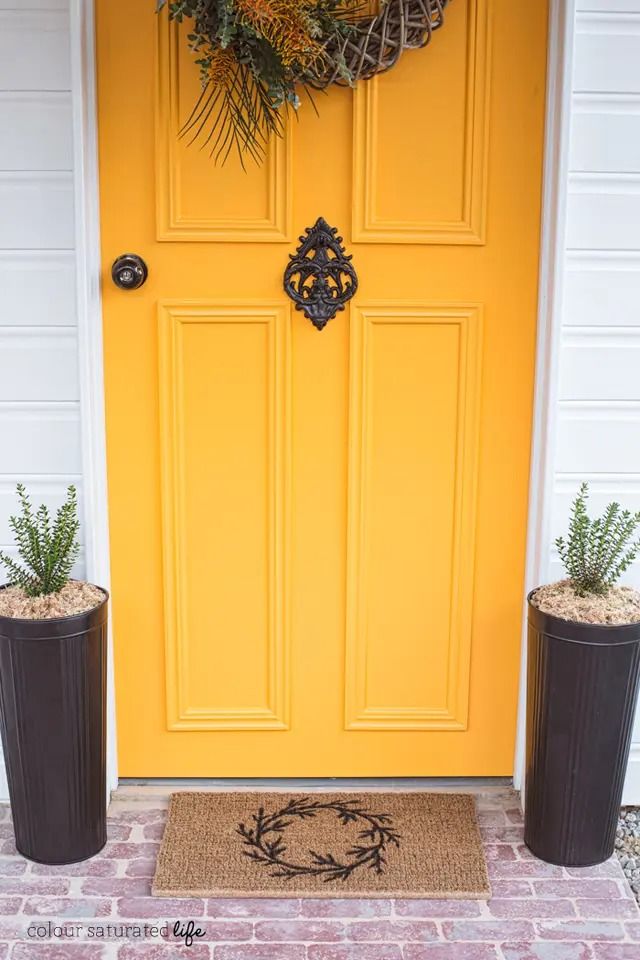 35 Best Fall Door Decorations - Fall Decor Ideas for Doors