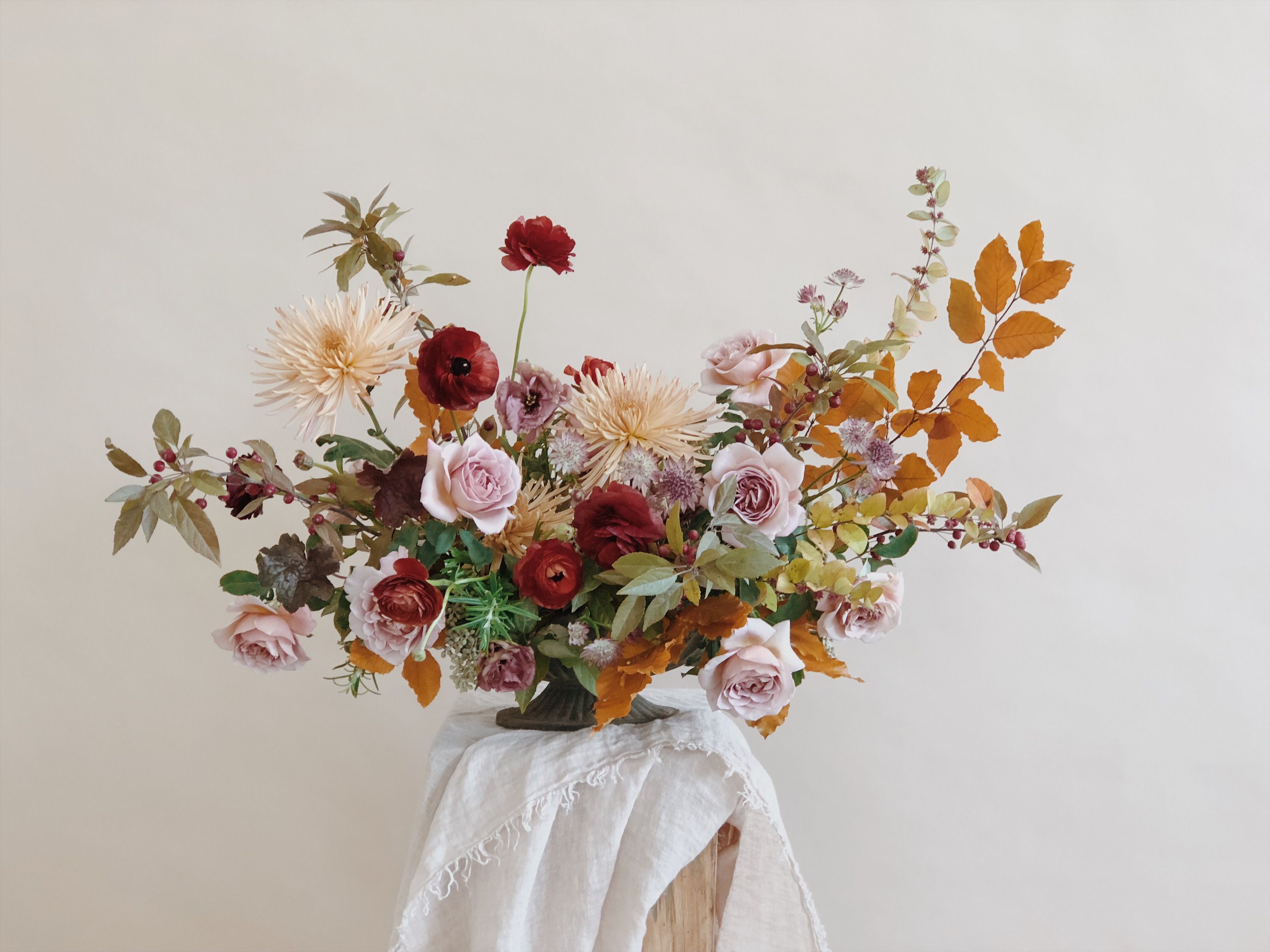 18 Fall Flower Arrangements - Create A Gorgeous Floral Centerpiece