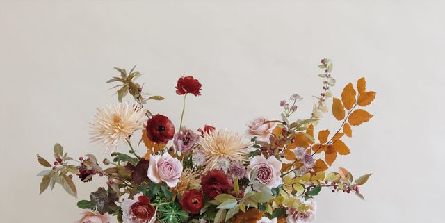 18 Fall Flower Arrangements - Create a Gorgeous Floral Centerpiece