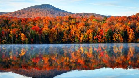 preview for 28 Small Towns Across America With Beautiful Fall Foliage