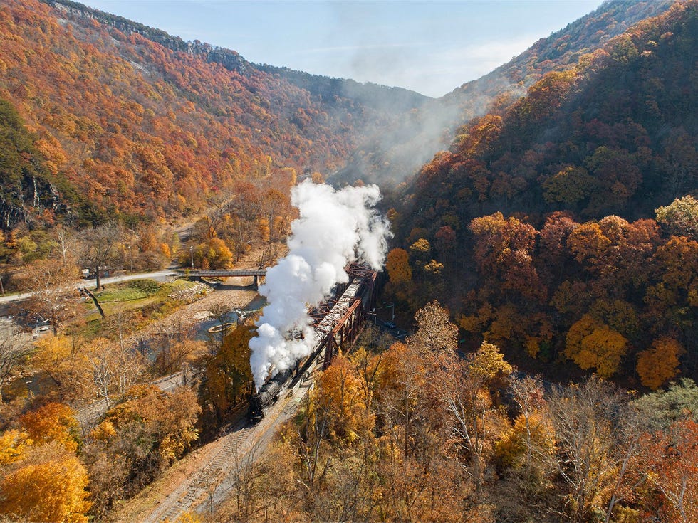 fall foliage train rides western maryland scenic railroad